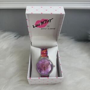 New Women’s Luv Betsey By Betsey Johnson Heart Dial Watch